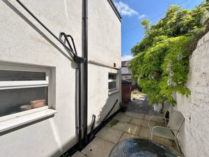 Photo 21- click for photo gallery